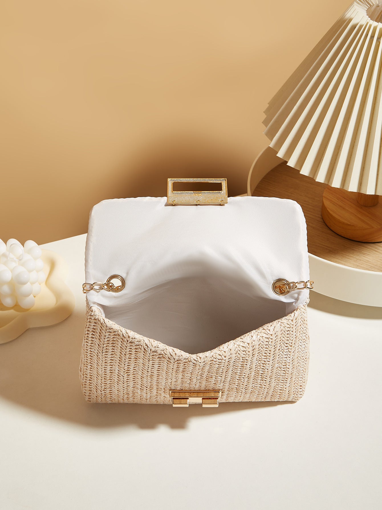 Sac carré simple fermé en paille pour femme