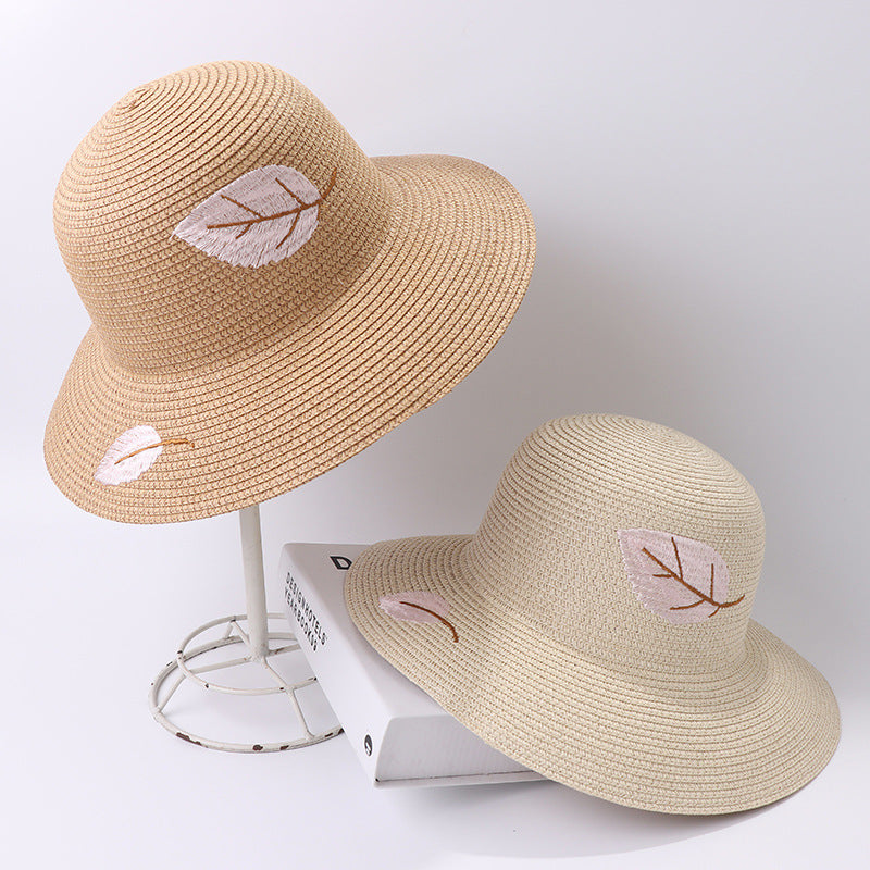 Chapeau de plage pliable en paille tricoté à la main
