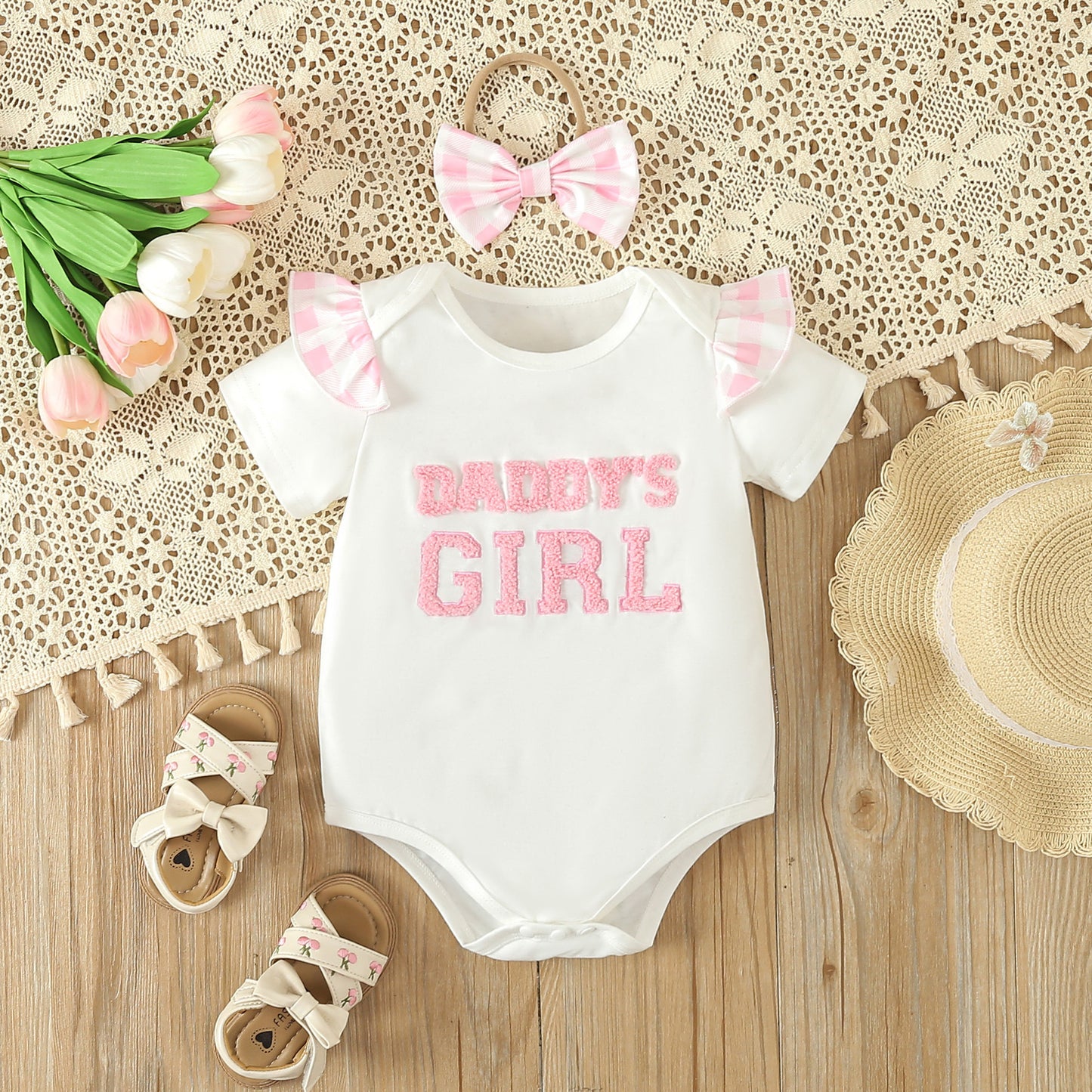 Ensemble trois pièces d'été pour fille avec t-shirt et jupe courte à carreaux