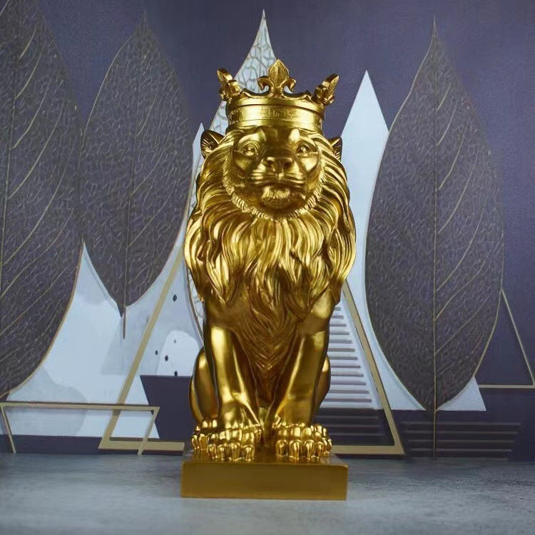 Ornement de lion couronné