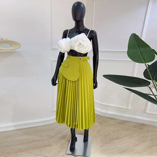 Jupe plissée taille haute à lacets irréguliers