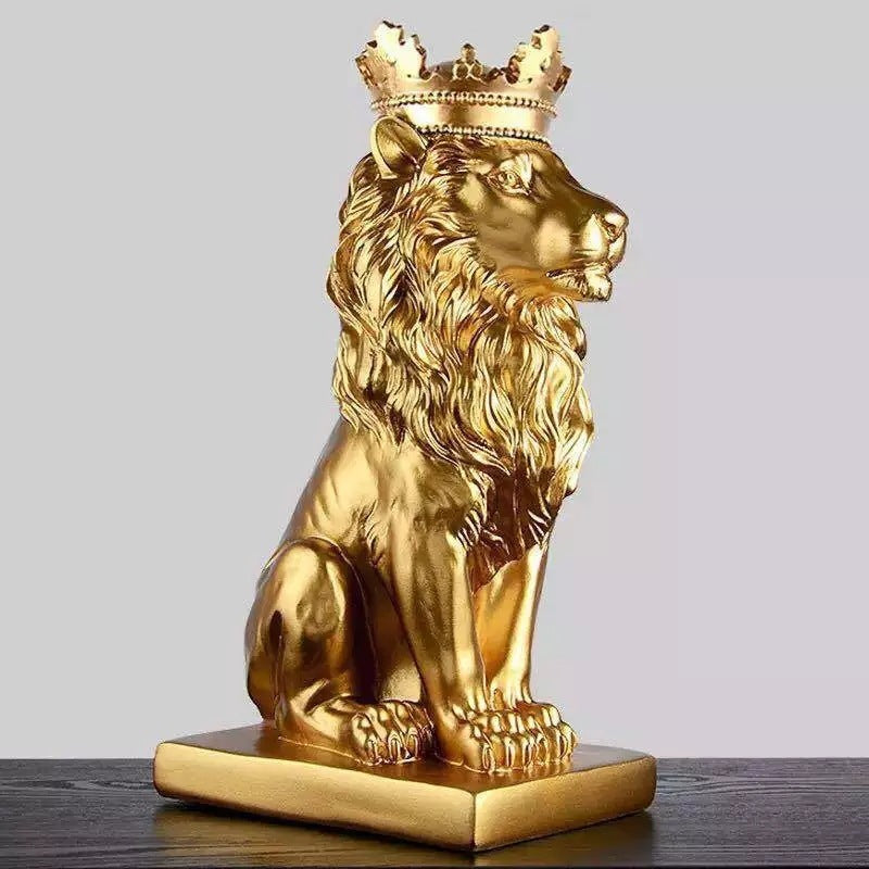 Ornement de lion couronné