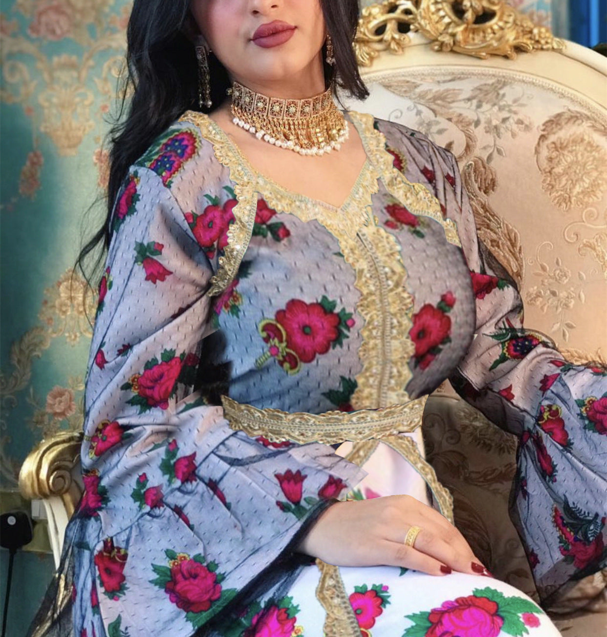 Robe en maille de dentelle brodée imprimée de style ethnique du Moyen-Orient à Dubaï