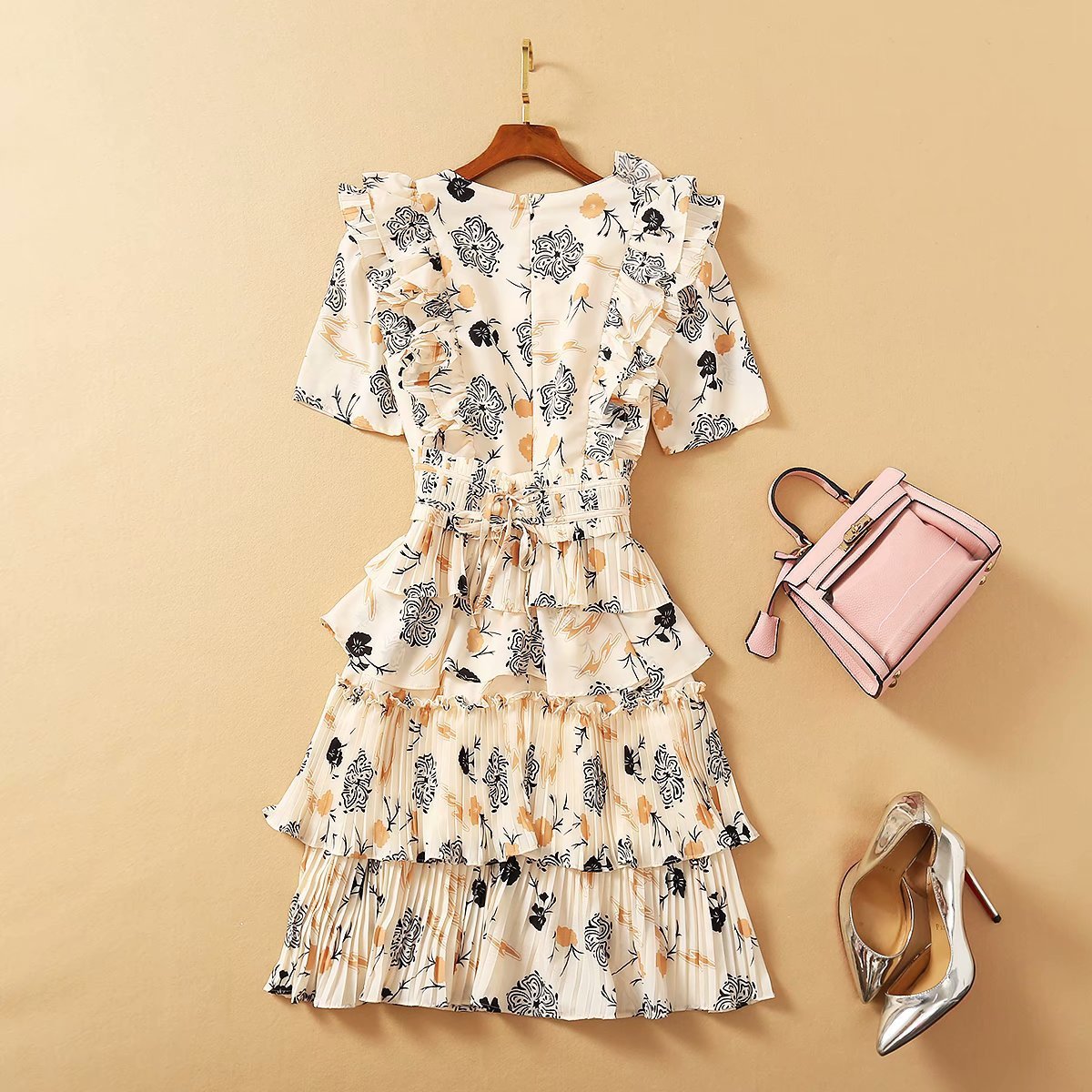 V-Neck Sleeveless Ruffled Heavy-Duty Pleated Print Medium Dress