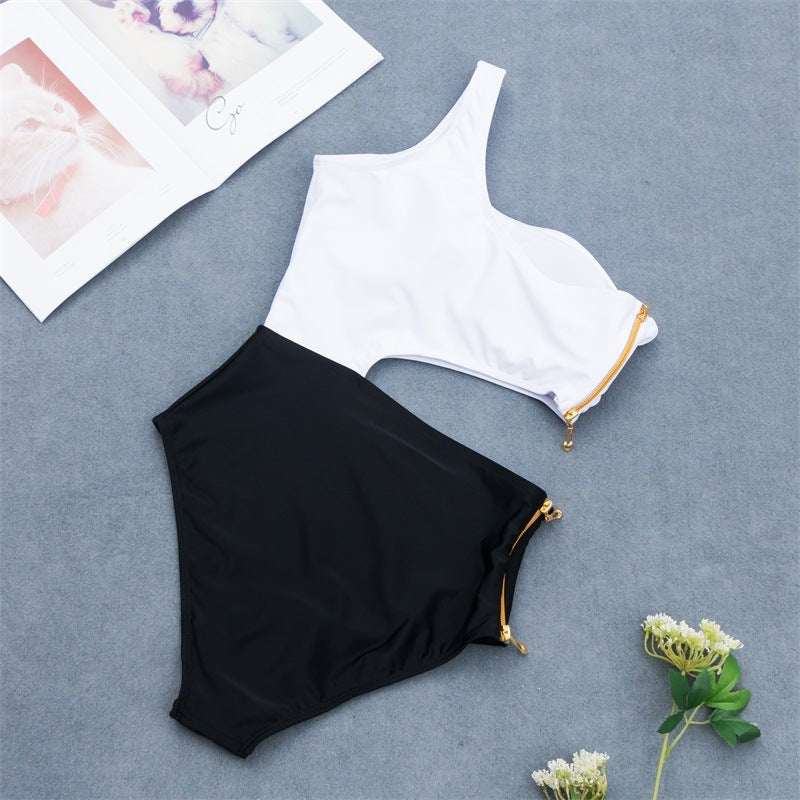 Nuevo traje de baño de una pieza de bikini estilo adolescente
