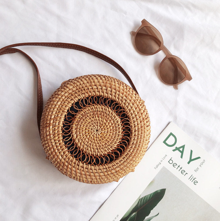 Nuevo bolso tejido de mimbre de Bali, bolso redondo tipo mensajero de viaje de playa tejido de paja Retro