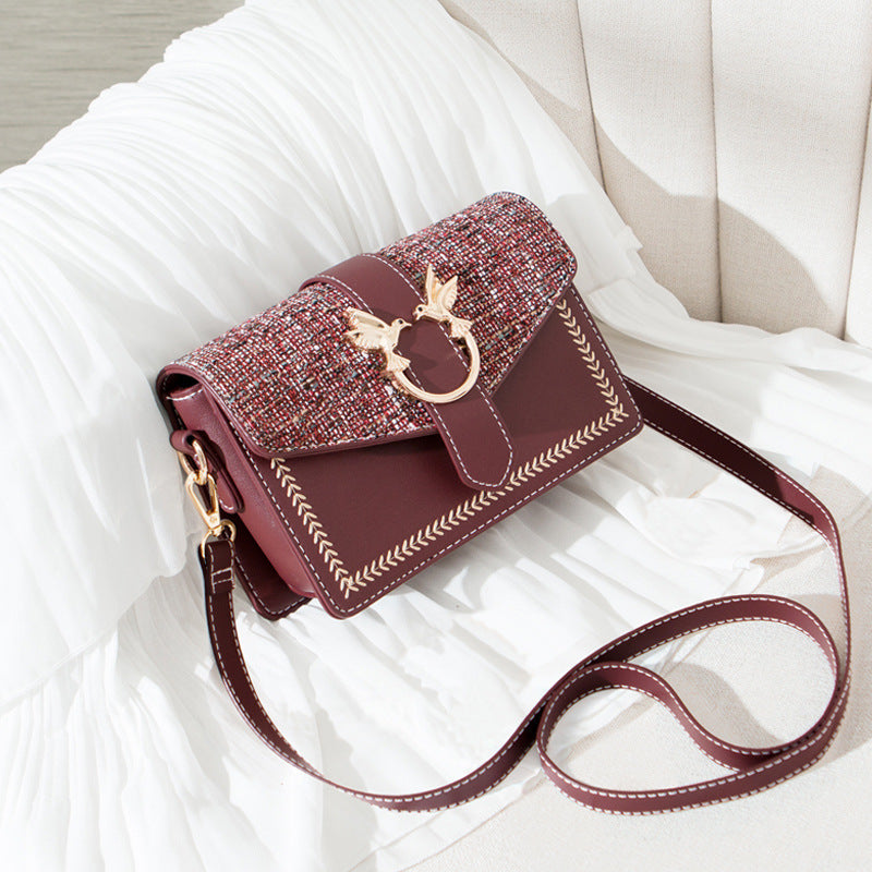 Sac à bandoulière polyvalent, texture oblique, petit format tendance