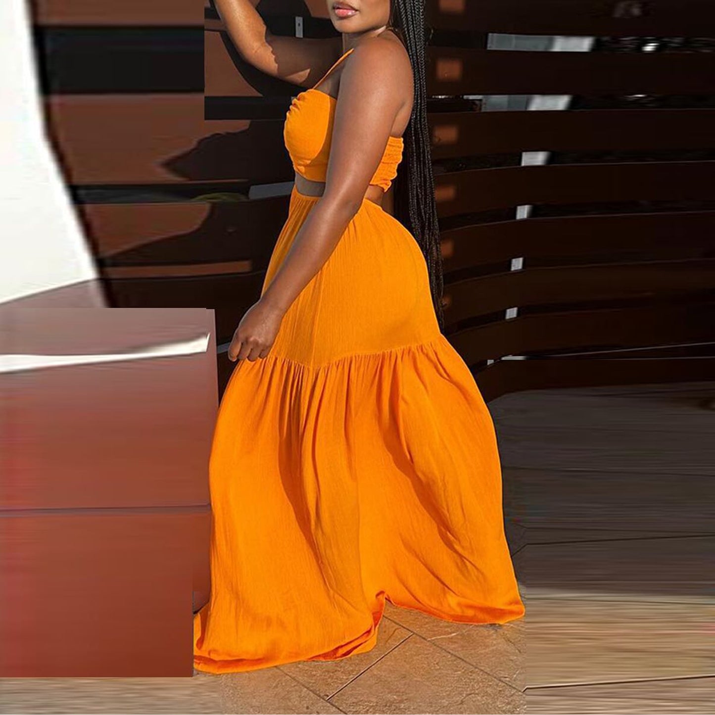Robe smockée à lacets et coutures croisées