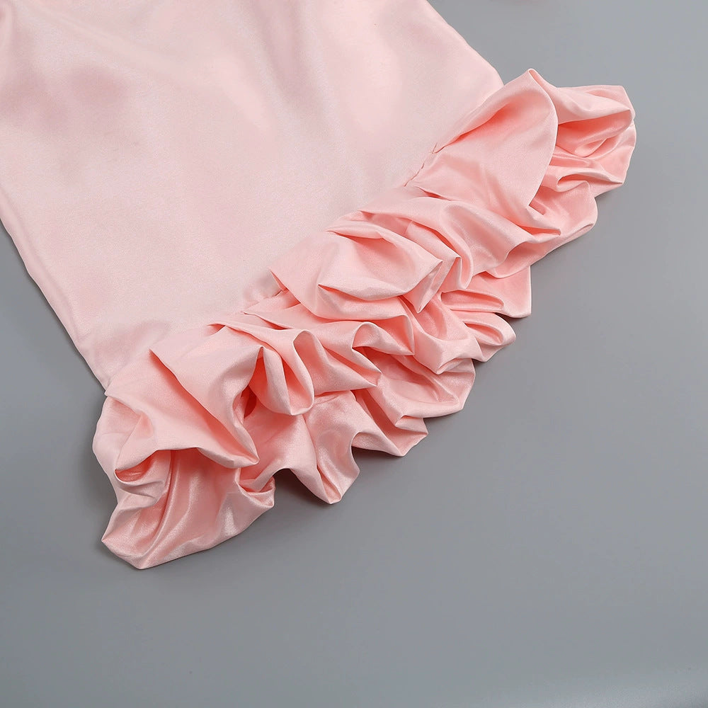 Vestido de noche abullonado de color rosa con cintura adelgazante de estilo francés