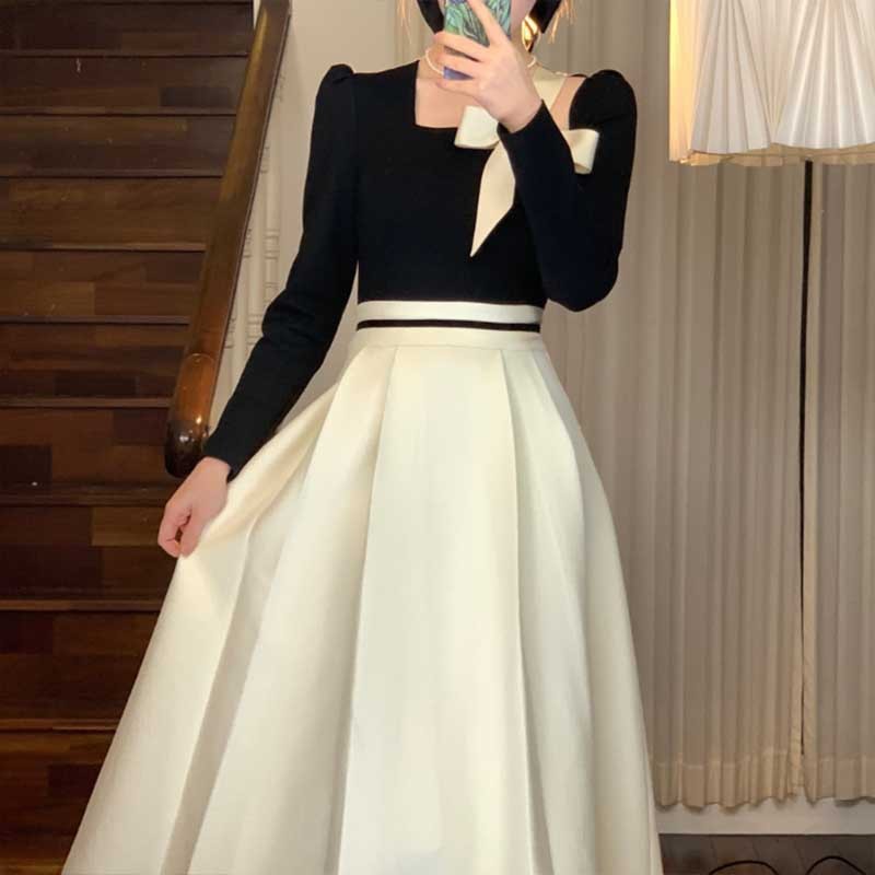 Robe trapèze taille haute à col carré et style français