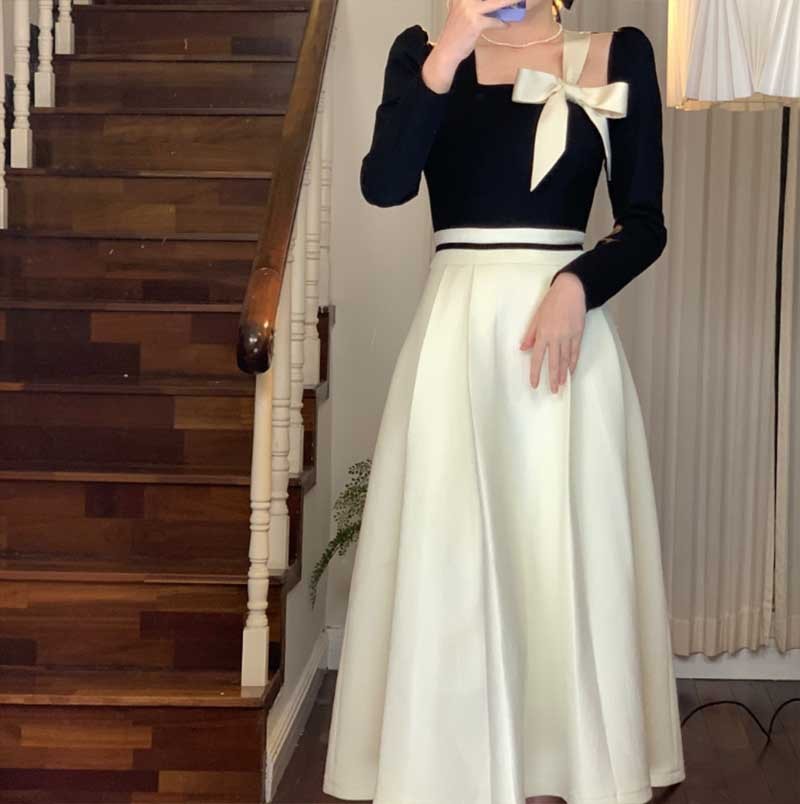Robe trapèze taille haute à col carré et style français