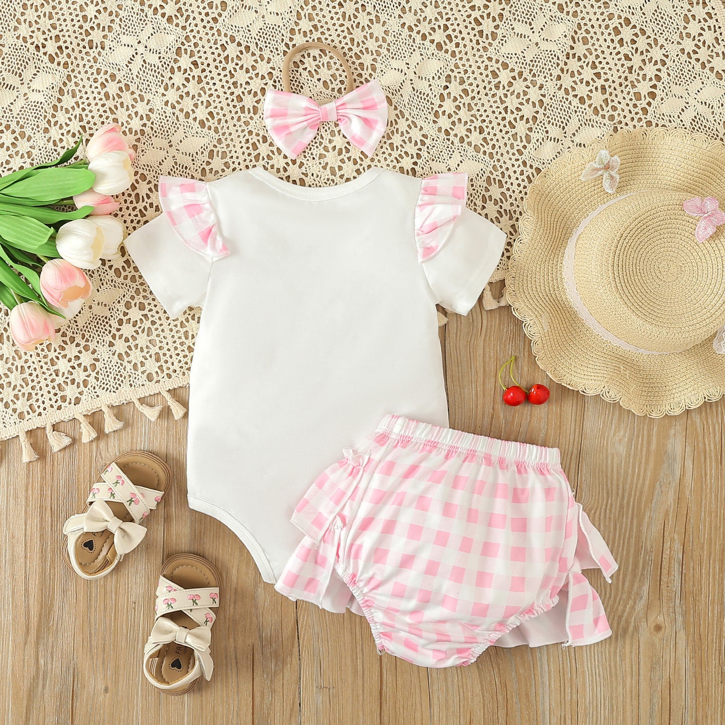 Ensemble trois pièces d'été pour fille avec t-shirt et jupe courte à carreaux