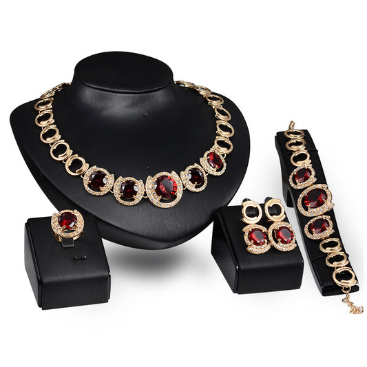 Ensemble de quatre bijoux en or, bijoux en pierres précieuses, bijoux de mariage, ensemble de bijoux de banquet pour femmes