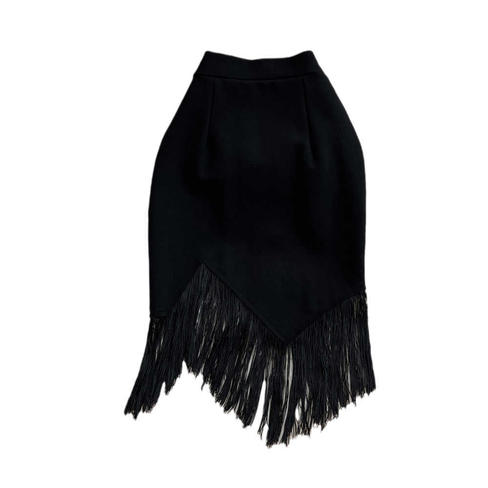 Jupe crayon irrégulière taille haute à pompons cousus