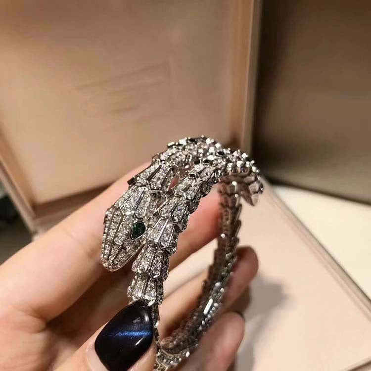 Conjunto de anillo y pulsera de serpiente con diamantes y microconjunto chapado en oro de latón