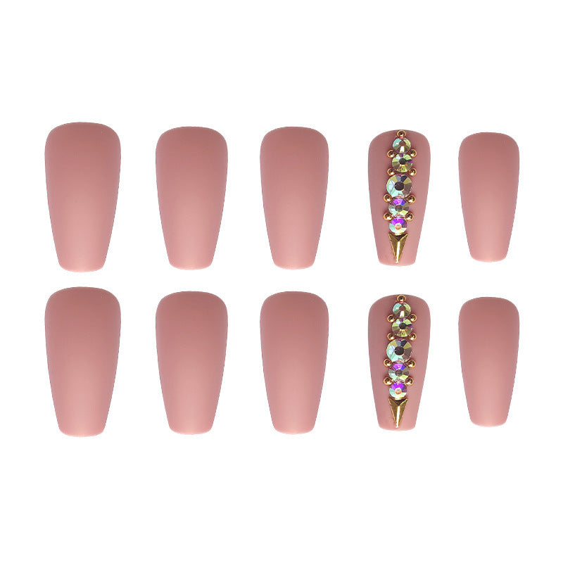 Manicura de uñas Flesh Complexion Diamond terminada de usar