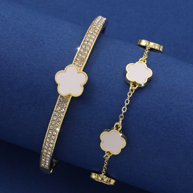 Pulsera de flores de cinco pétalos de la suerte Pulsera de flores de cinco hojas de dos piezas para mujer