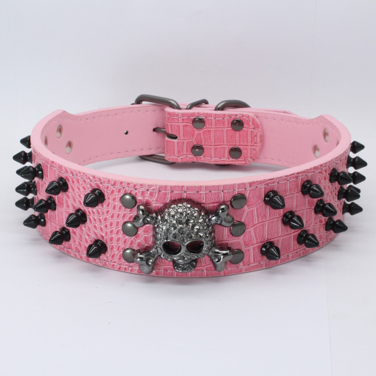 Collar para mascotas con forma de calavera y cabeza redonda con clavos