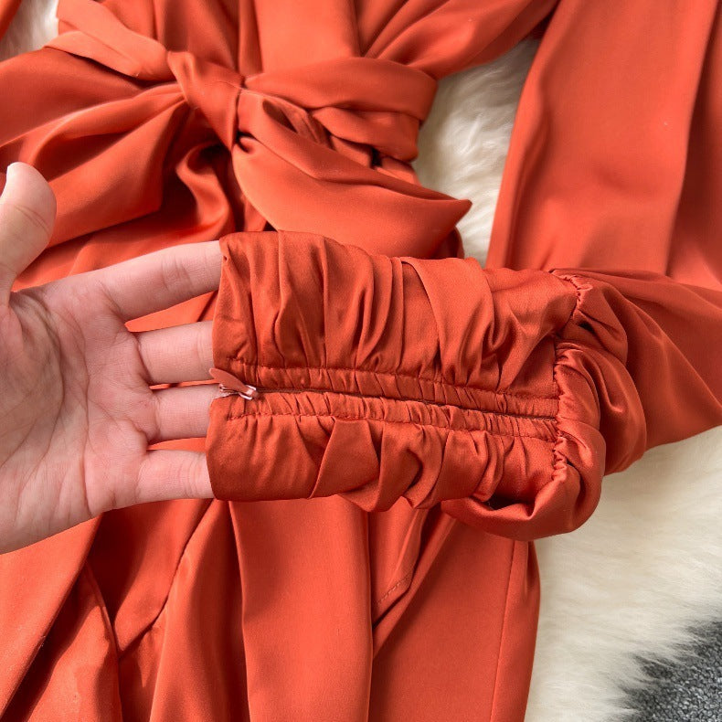 Vestido de falda de traje irregular con volantes y ribete de cintura con cordones de manga larga