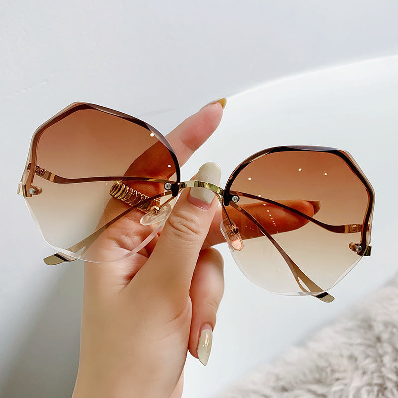 Gafas de sol de moda con protección UV para mujer