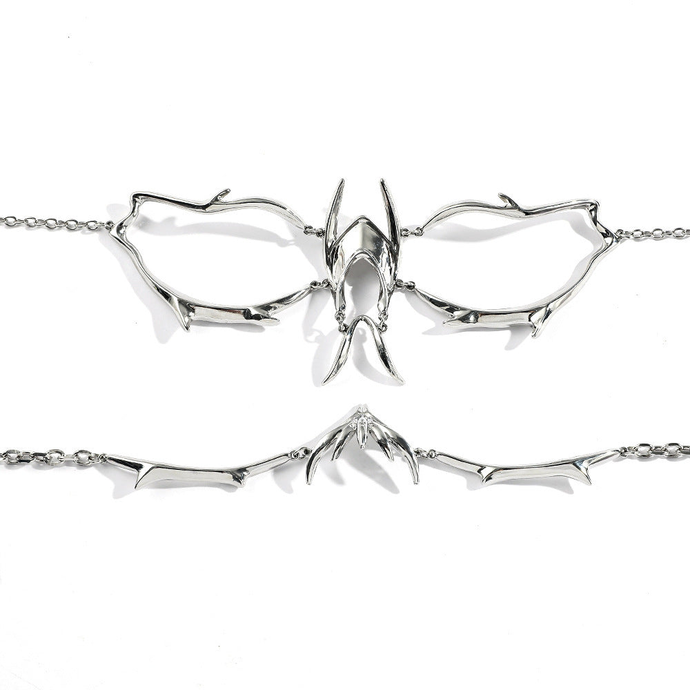 Clous de nez en forme de masque profilé, décoration de surface en métal argenté
