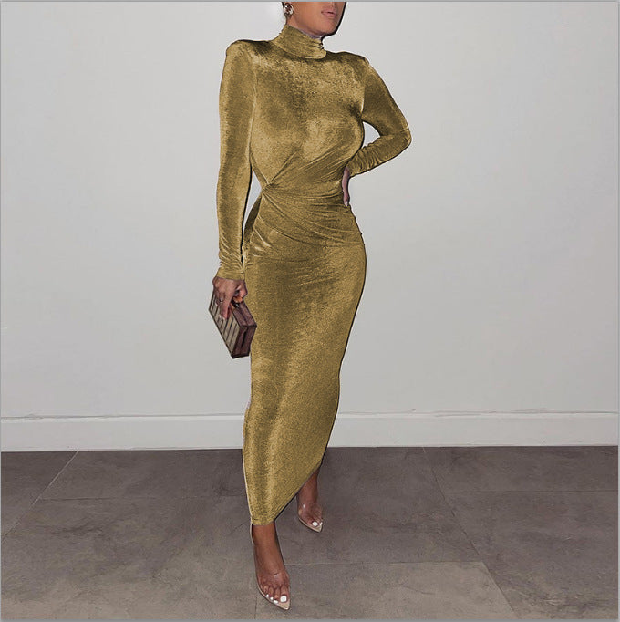 Vestido largo de mujer con escote alto, manga larga, plisado, cintura estrecha y hombros acolchados