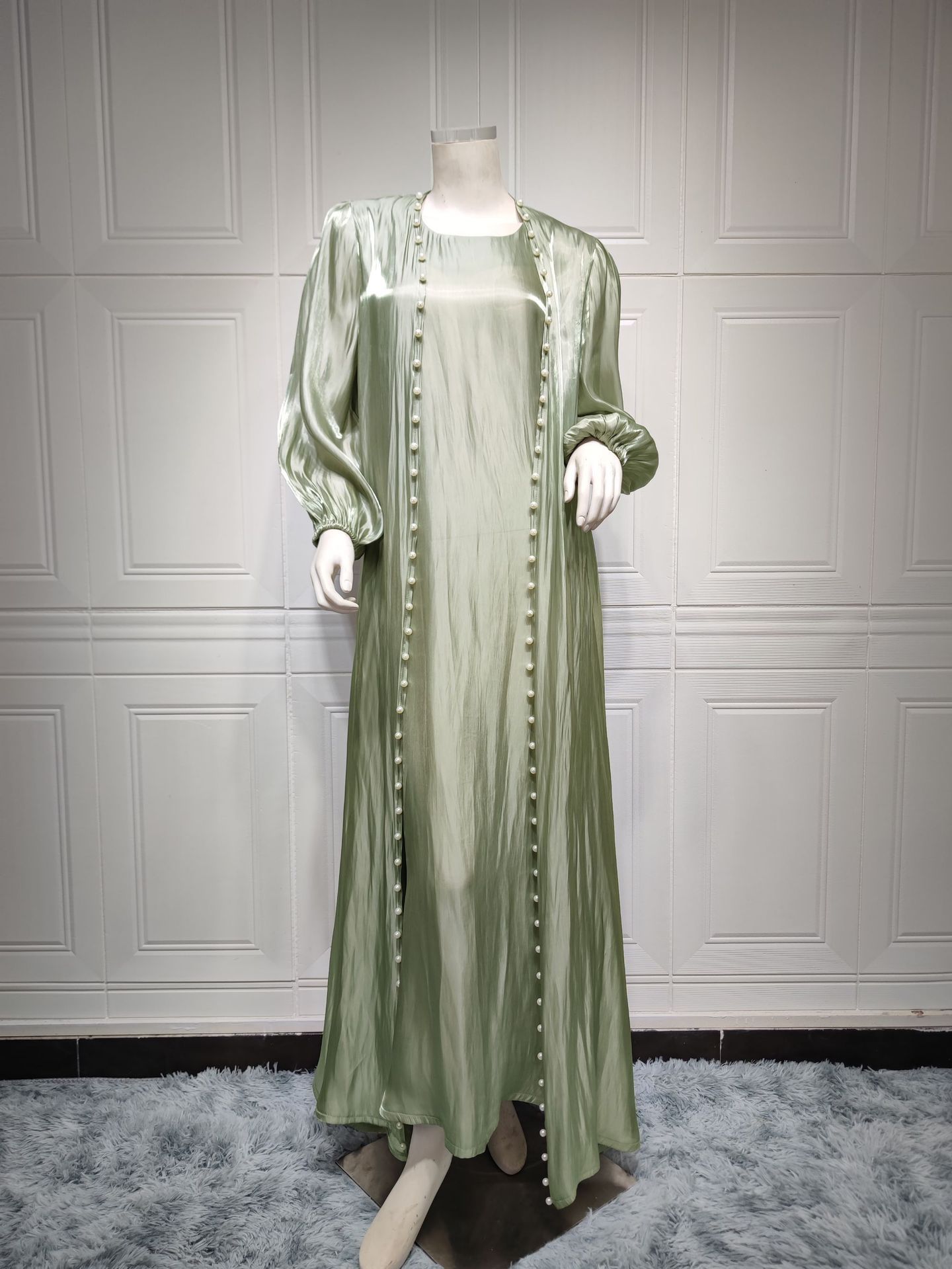 Women's Fashion Fil-Lumiere Satin Silk Dress Foam Beads Solid Color Suit