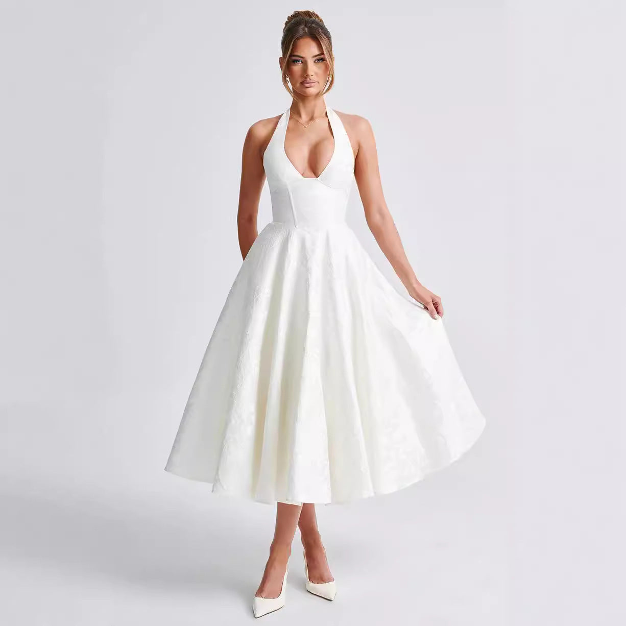 Robe longue en jacquard à col en V et dos nu, sans manches, avec lacets à la taille, style vacances