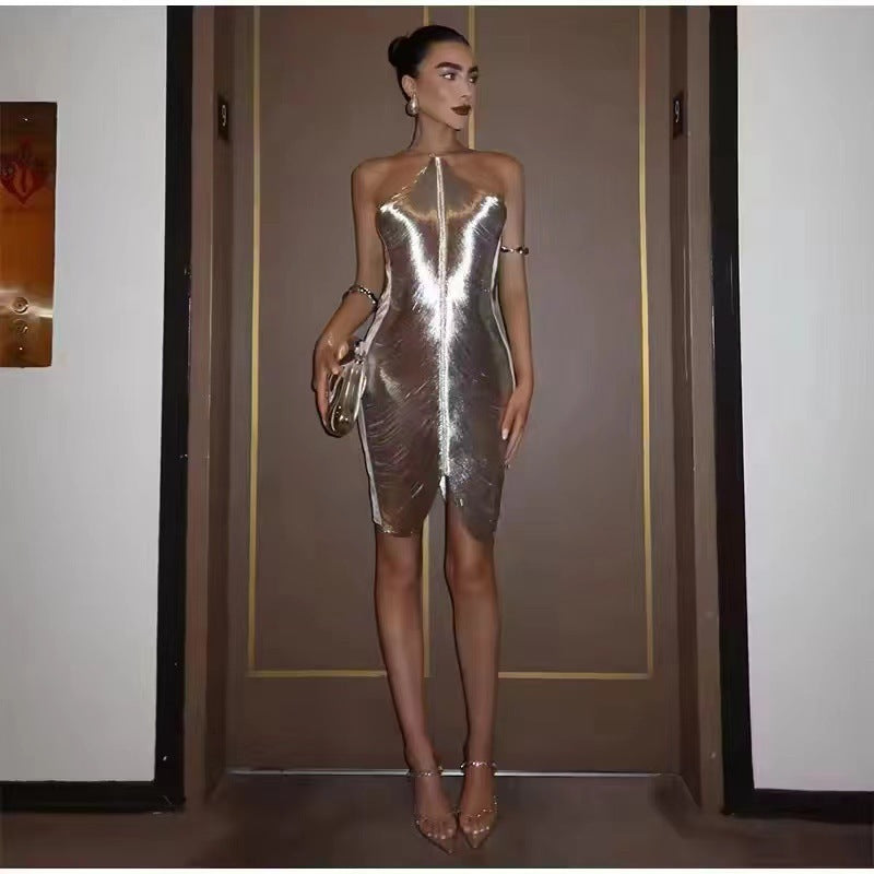 Robe dos nu à pompons tendance