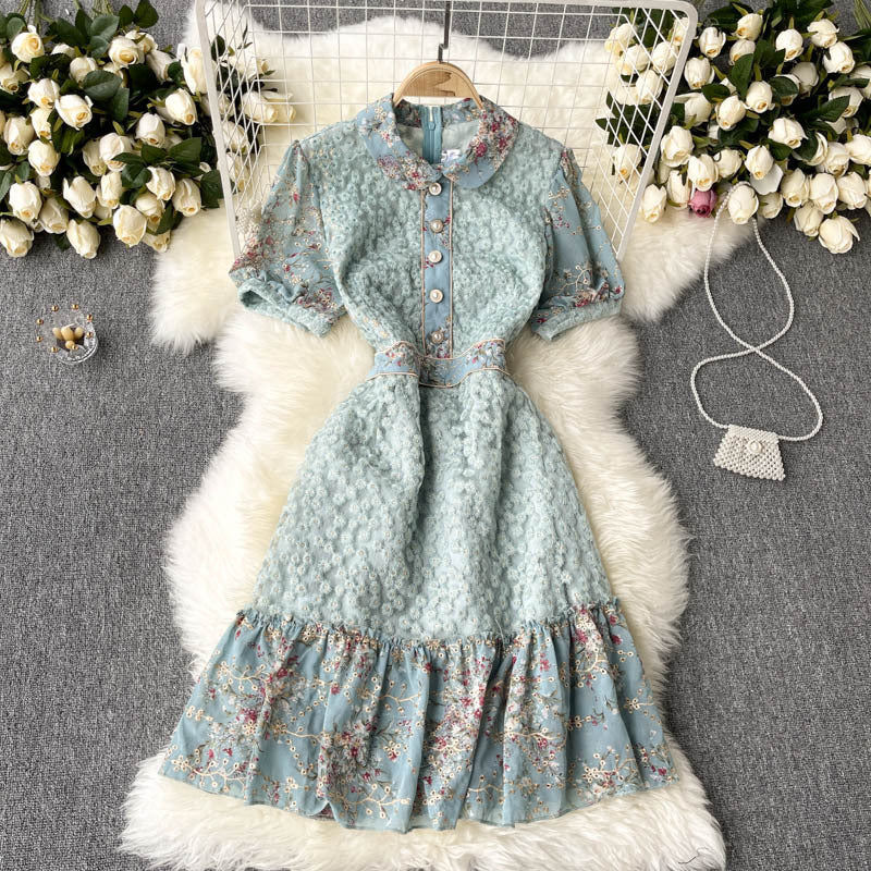 Robe légère et luxueuse pour femme, manches bouffantes, jupe courte à volants, effet rajeunissant