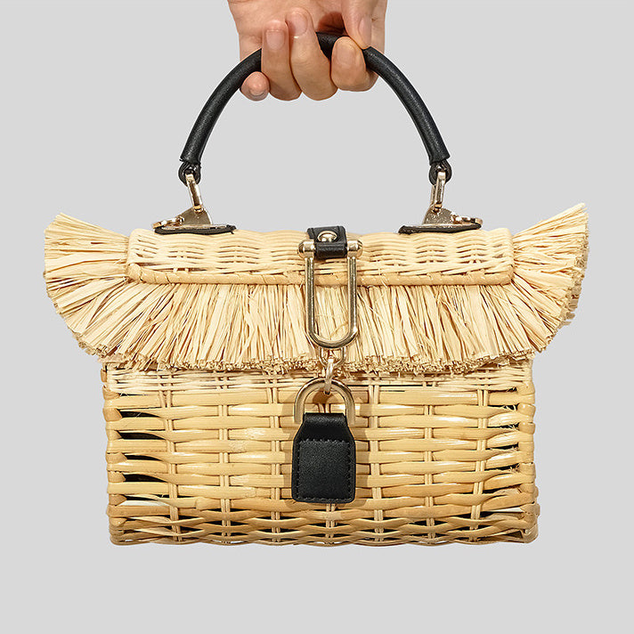 Sac à main en paille tissée fait main pour station balnéaire rurale