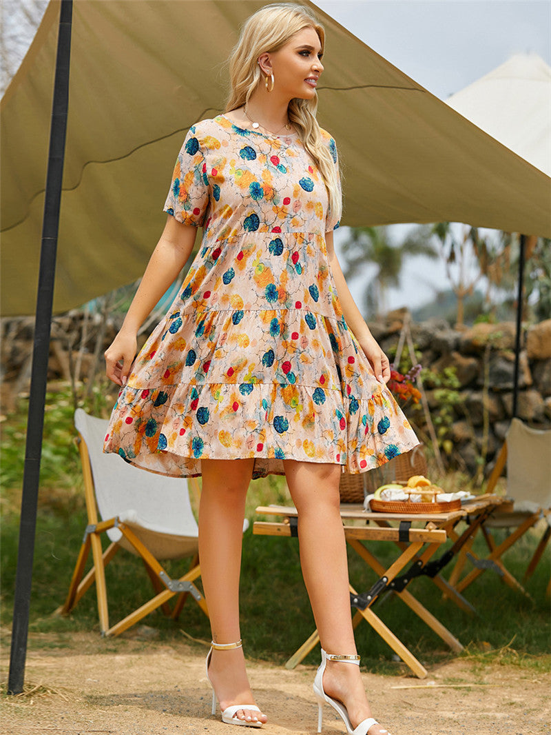 Robe décontractée à col rond et manches courtes, imprimée multicouches, ourlet large