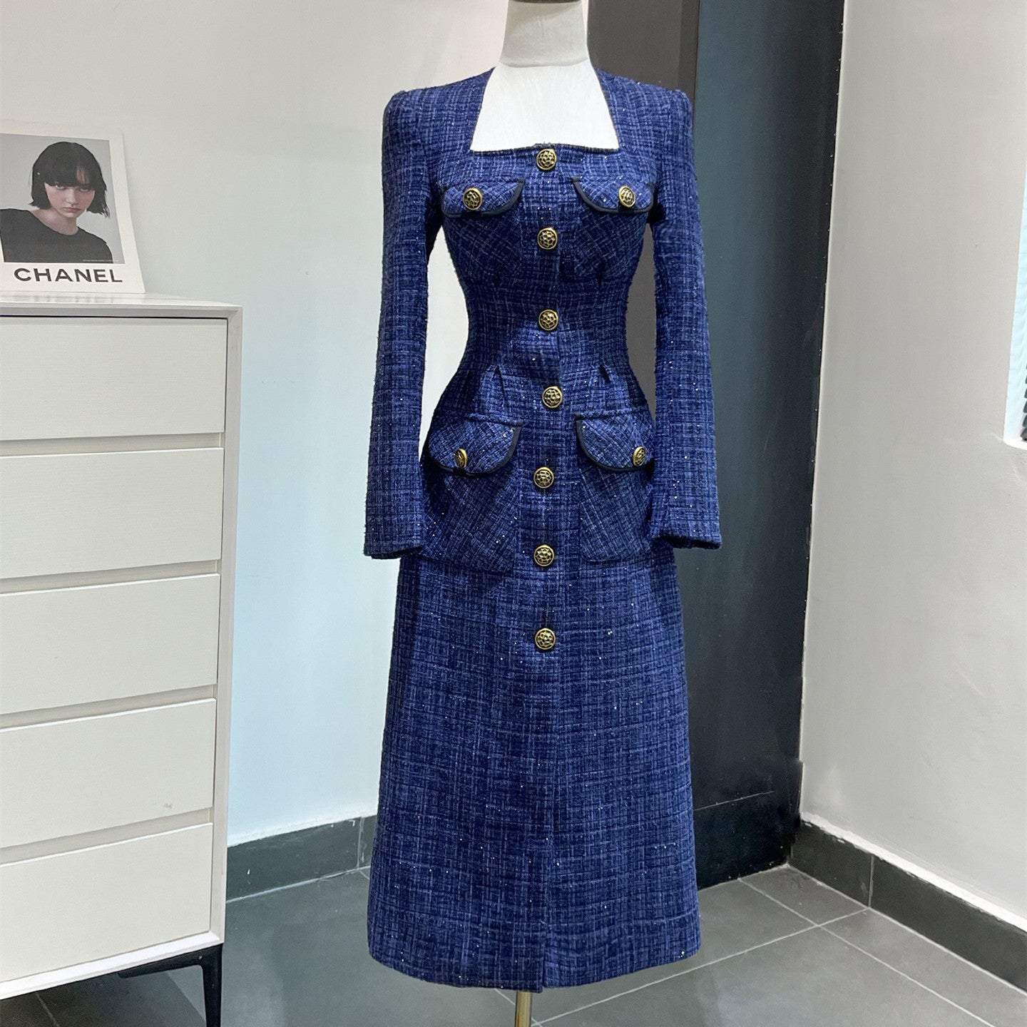 Vestido de tweed francés con temperamento socialité