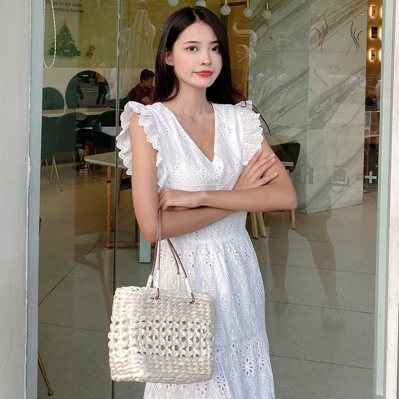 Robe en dentelle super féerique de style doux avec manches volantées