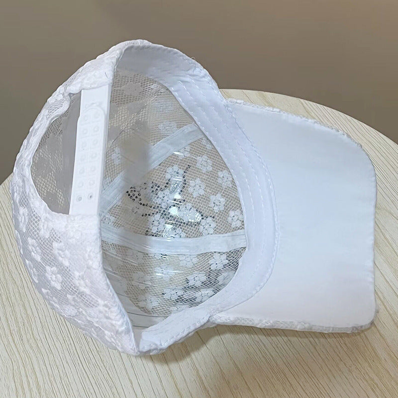 Gorra de béisbol con encaje, flores pequeñas, mariposas y diamantes de imitación para mujer