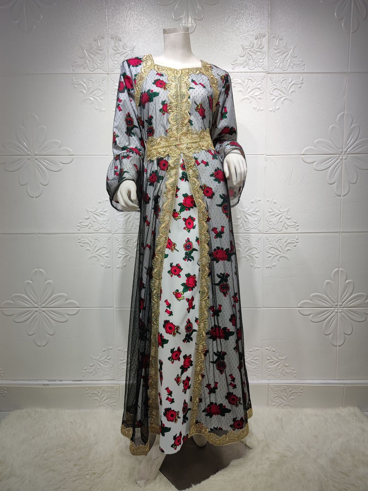 Robe en maille de dentelle brodée imprimée de style ethnique du Moyen-Orient à Dubaï