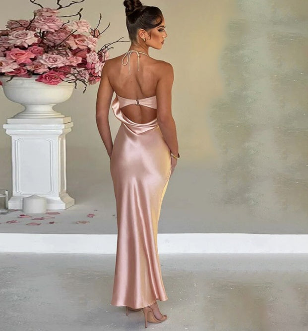 Robe sexy à col suspendu et dos ouvert pour femme, coupe ajustée, hanches enveloppées
