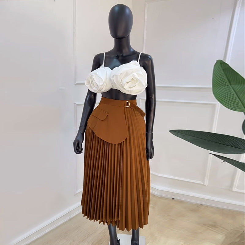 Jupe plissée taille haute à lacets irréguliers
