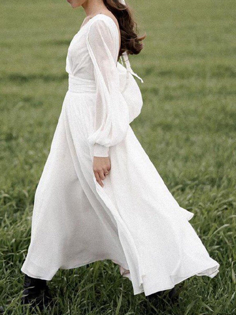 Pure White Long-sleeved V-neck Back Dress
