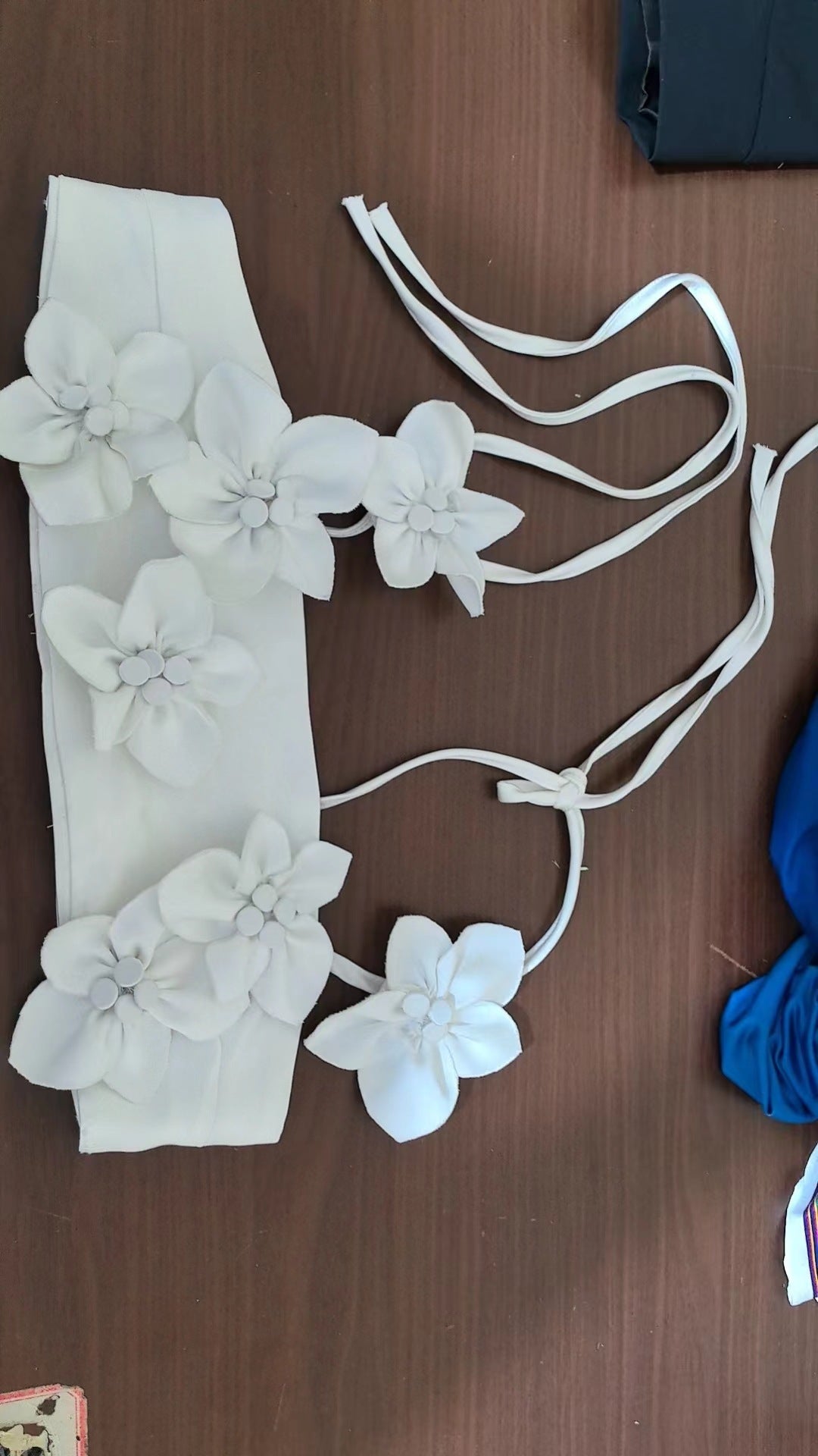 Women's Versatile Casual Flower Embellishment Suspender Vest