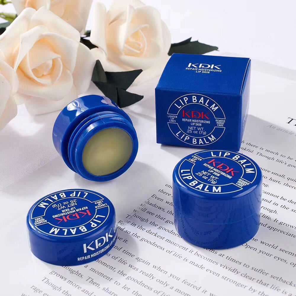 Blue Can Bálsamo labial hidratante y anti-agrietado que se desvanece