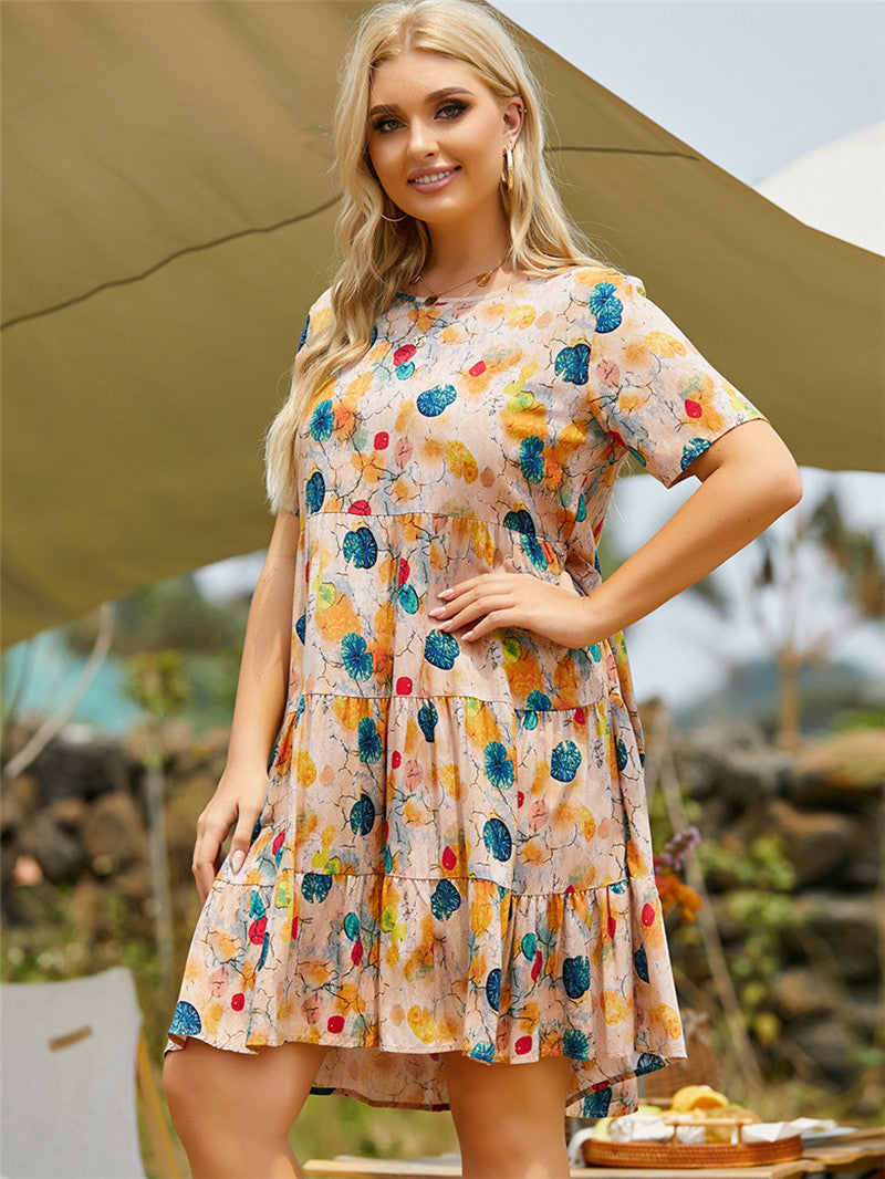 Robe décontractée à col rond et manches courtes, imprimée multicouches, ourlet large