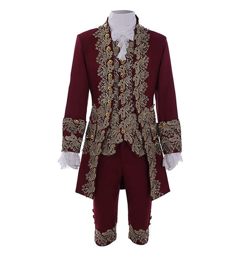 Costume de scène masculin noble en dentelle brodée médiévale européenne rétro