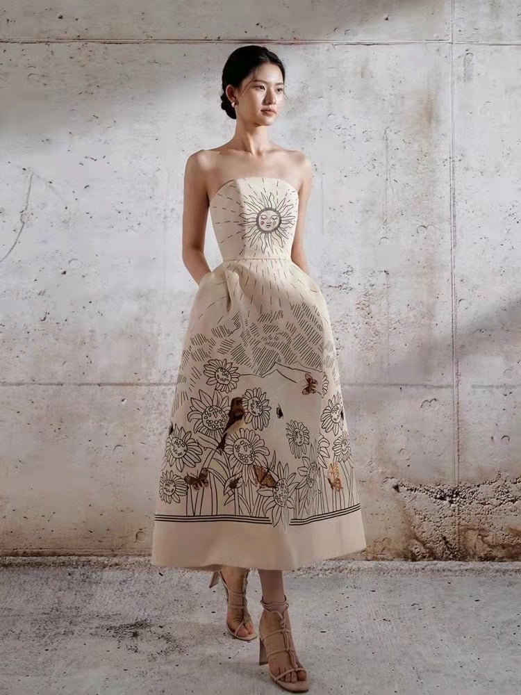 Vestido con falda estampada sin tirantes