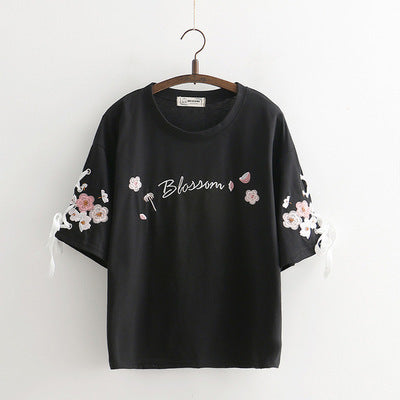 Lace-up Flower Embroidery Cotton Loose Short-sleeved T-shirt Women