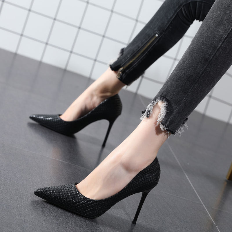 Chaussures à talons aiguilles en cuir rouge