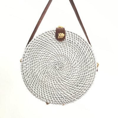 Bolso de hombro tejido de ratán hecho a mano