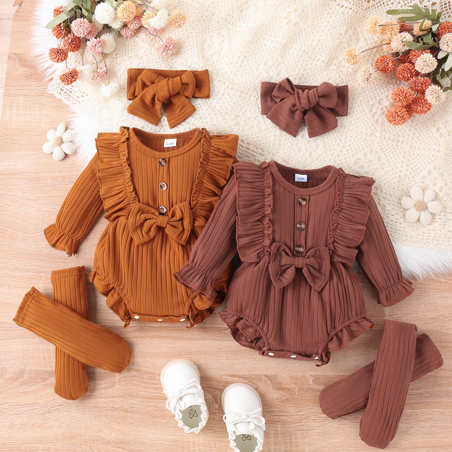 Combinaison triangle siamoise à manches longues et rayures profondes pour filles, simple et tendance, avec nœud papillon et chaussettes longues