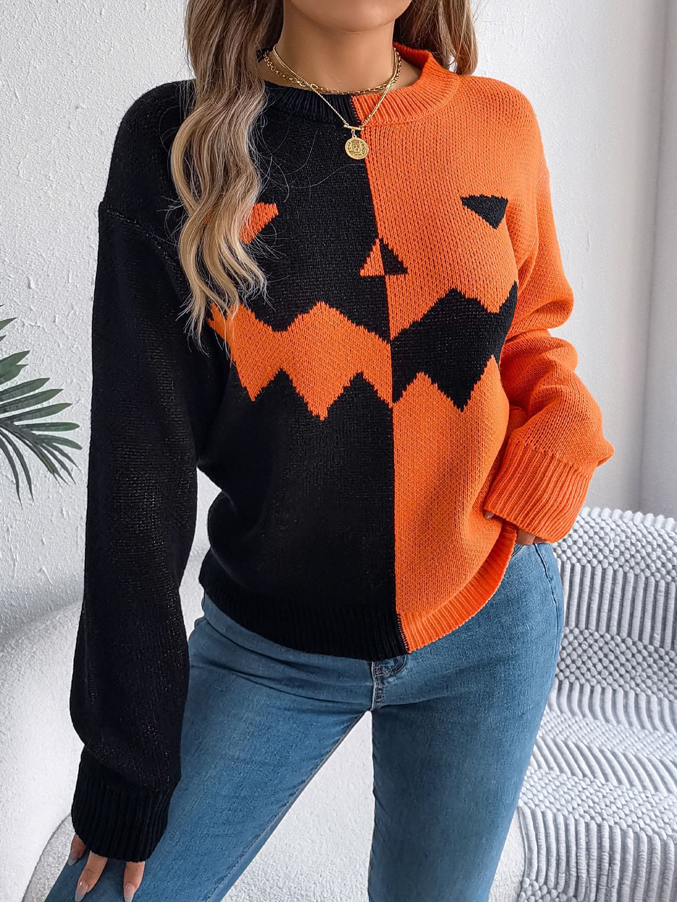 Pull d'Halloween à manches longues et couleurs contrastées pour femme
