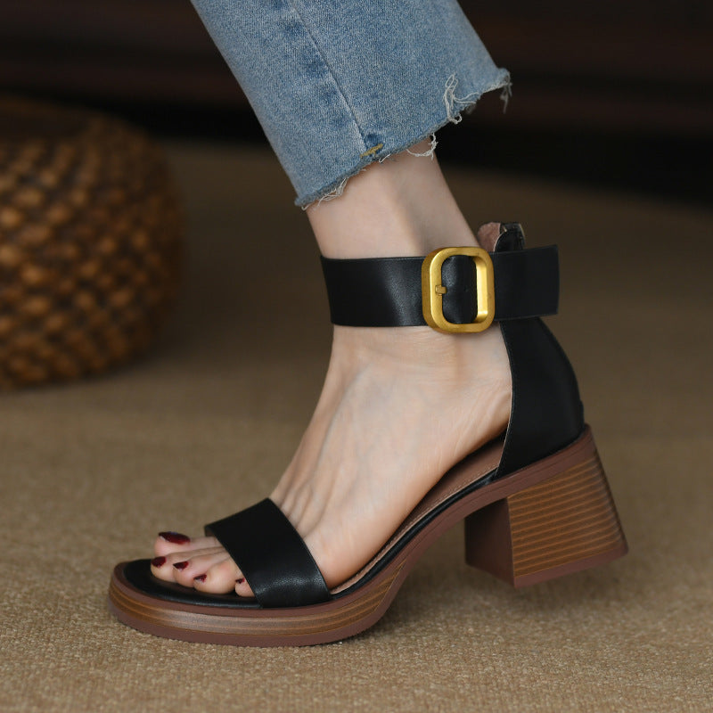 Sandalias de tiras estilo británico retro con tacón grueso